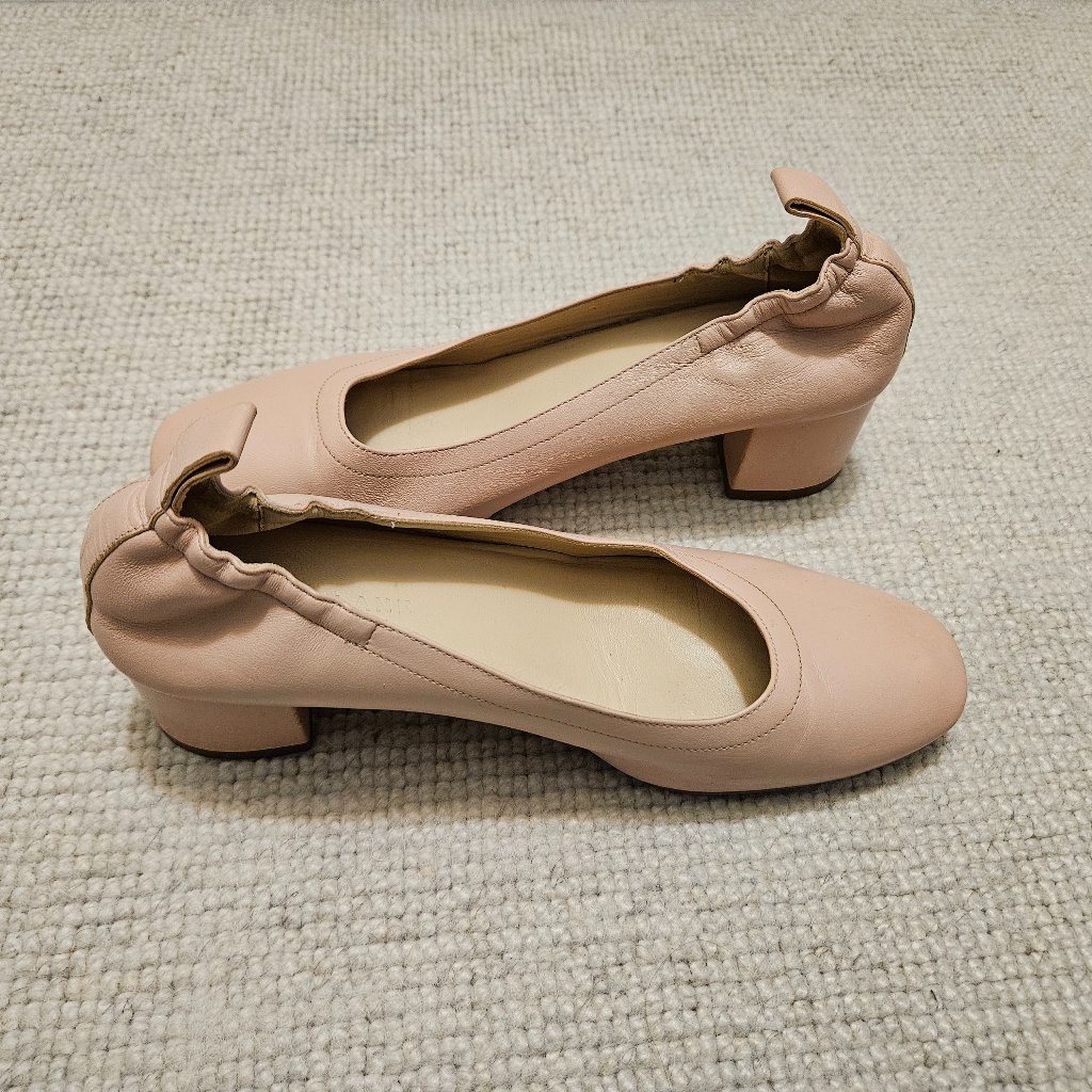 Everlane The Day Heel In Pale Pink Size 7 - Block Heel Leather Euc